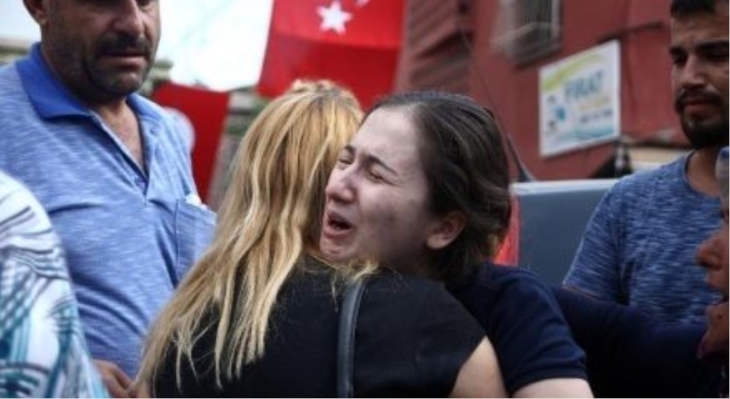 Şehit polisin nişanlısından ağlatan veda