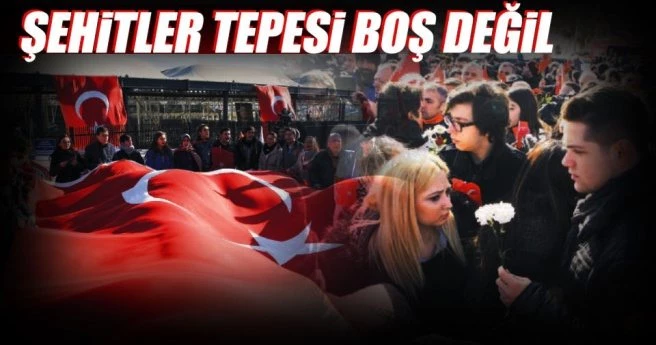 Şehitler Tepesi?ne ziyaretçi akını