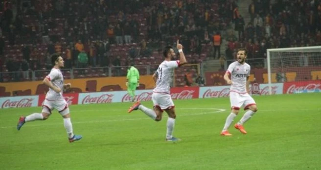 Selçuk Şahin: Galatasaray`a Gol Atmayı Severim