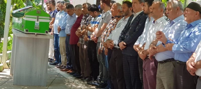 Sevenleri Yanlız Bırakmadı 