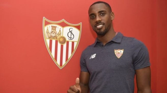 Sevilla Carole`u açıkladı