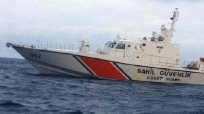 Sıcak anlar...Türk ve Yunan botları karşı karşıya!