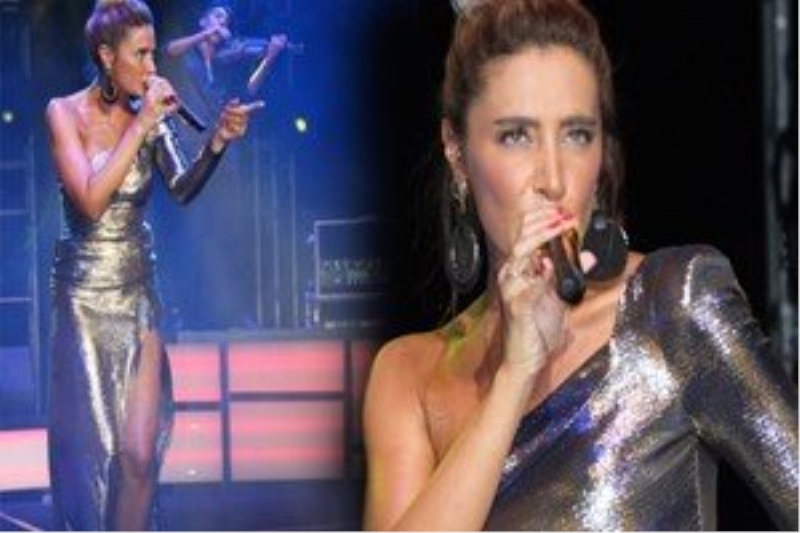 Sıla`yı Bodrum`da 3 bin kişi izledi