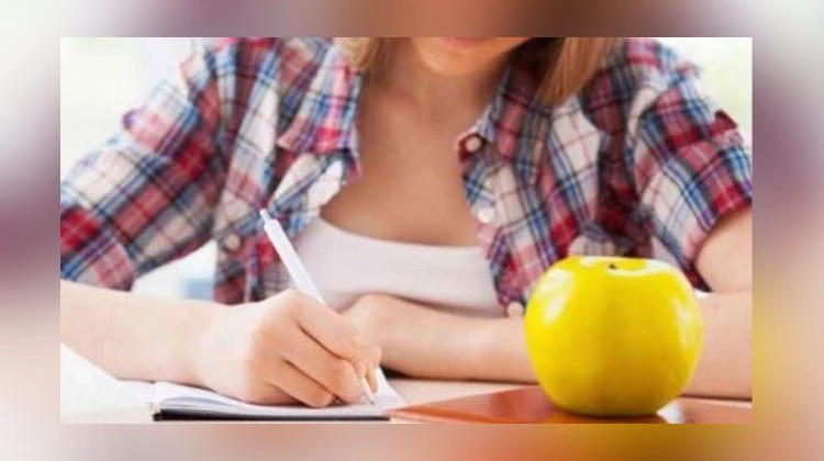 Sınav öncesi nasıl beslenmeliyiz? Sınavımızı etkileyecek durumlar