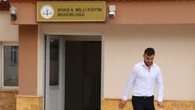 Sivas Milli Eğitim Müdürlüğü`nde Yangın Tatbikatı Gerçekleştirildi