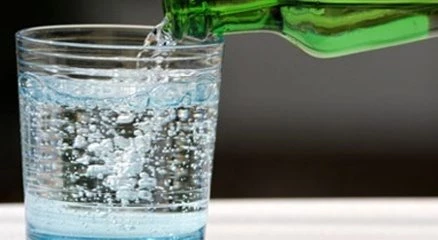Soda yerine maden suyu için