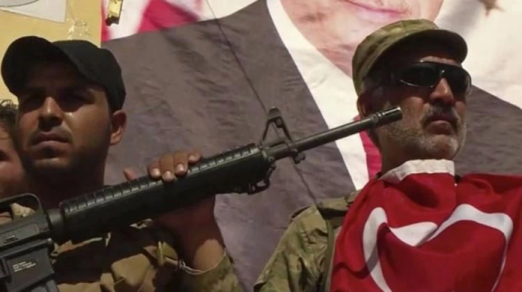 Sokaklara Erdoğan posterleri asıldı