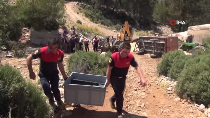 Son dakika haberleri... Traktör devrildi, sürücüsü kazayı kırıklarla atladı