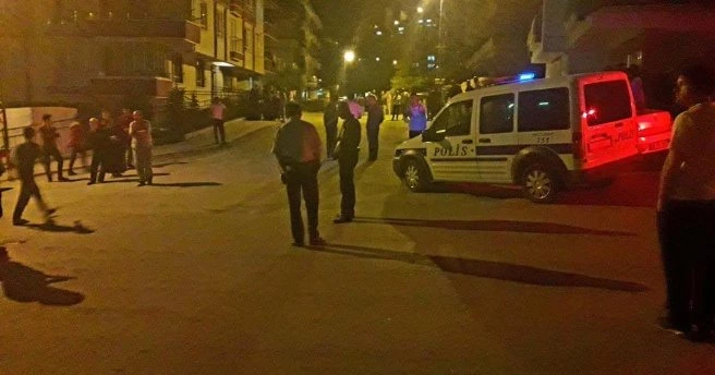 Son Dakika... Sokakta oturanlara pompalı tüfekle saldırdılar