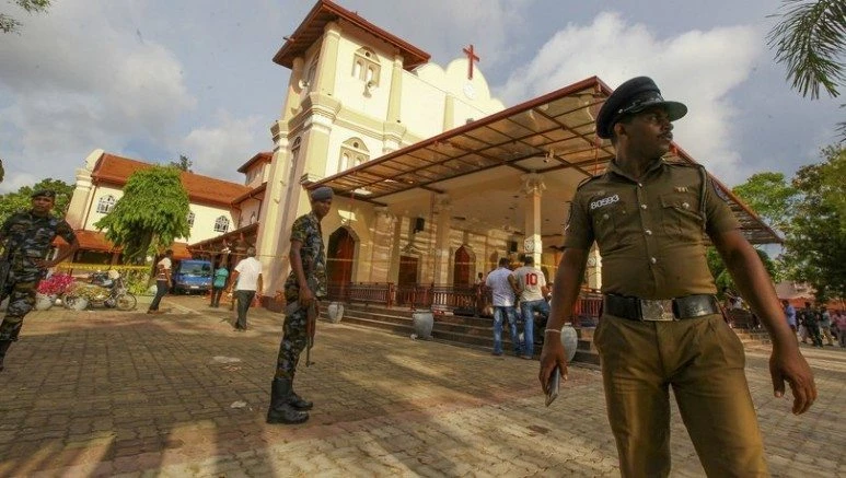 SRİ LANKA`DA BÜYÜK SALDIRI
