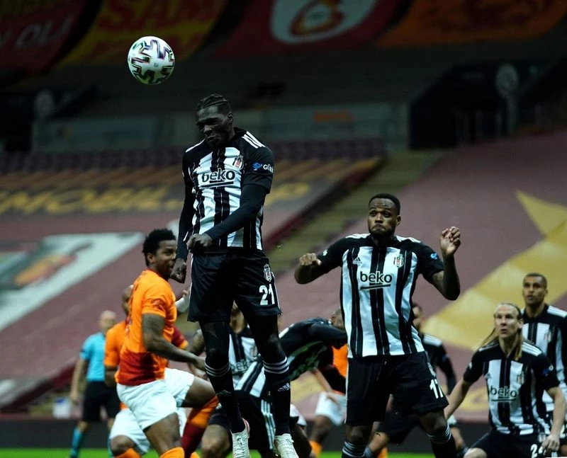 Süper Lig: Galatasaray: 1 - Beşiktaş: 0 (Maç devam ediyor)