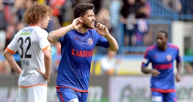 Süper Lig`de Kardemir Karabükspor, Adanaspor`u 2-0 Yendi