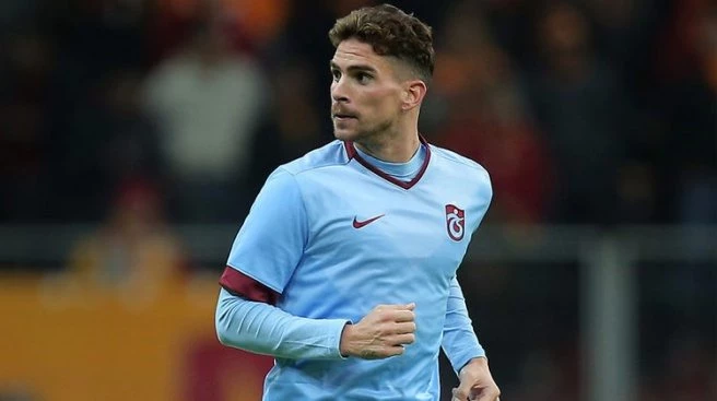 Sürpriz Transfer! İlk uçakla geldi kampa katıldı
