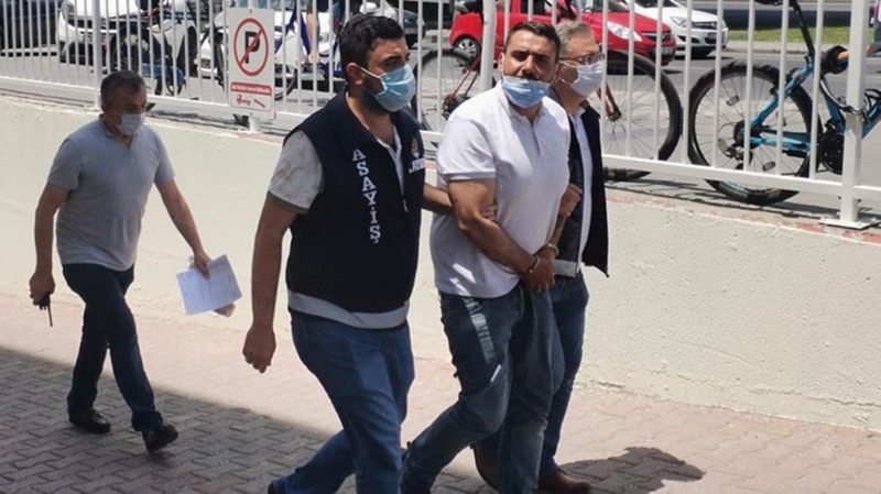 Taciz ettiği kadını motosikletiyle sürükleyen adamdan pişkin yanıt: İyi çek, yakışıklı olsun