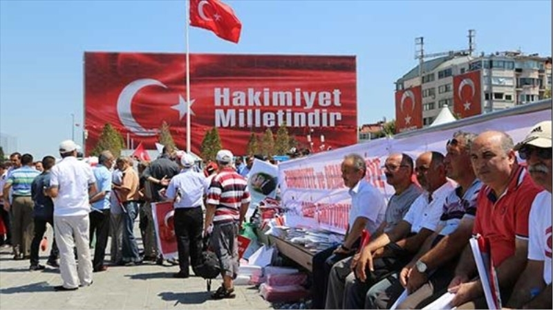 Taksim?deki Cumhuriyet ve Demokrasi mitingi