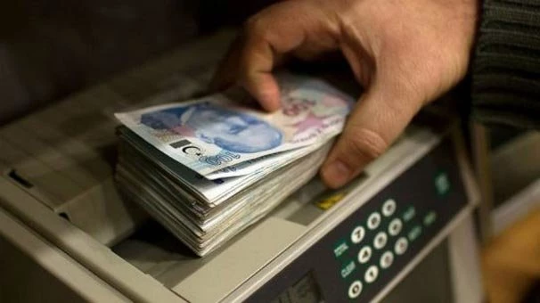 Tasarruf mevduatları 1 trilyon liraya gidiyor