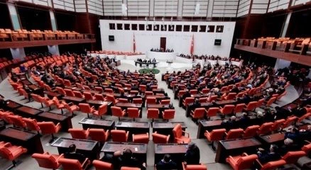 TBMM Genel Kurulu?nda ?hendek? tartışması