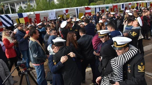 ?TCG Giresun? fırkateyni, Marmaris?te törenle karşılandı