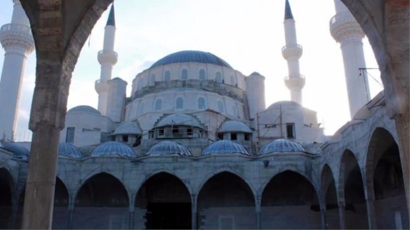 TDV'nin camileri tüm dünyada yükseliyor