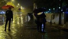 Tekirdağ?da beklenen yağış başladı