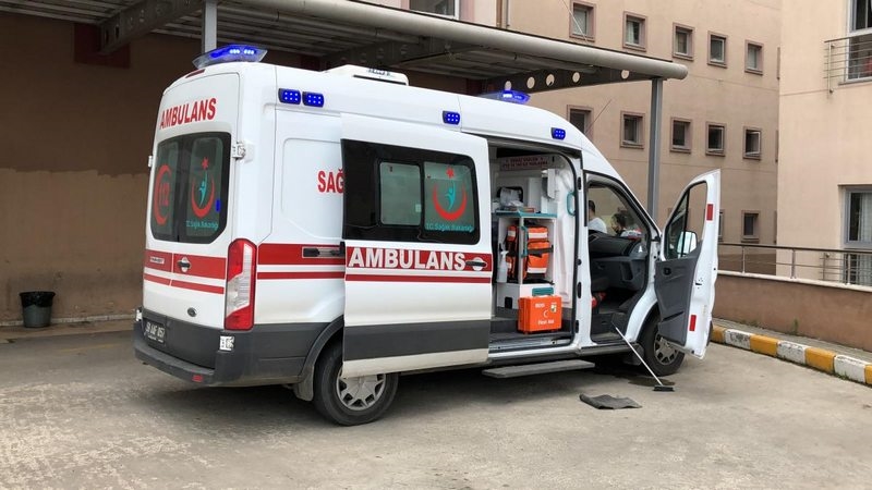 Tekirdağ`da sahte içkiden zehirlenen 13 kişiden biri yaşamını yitirdi
