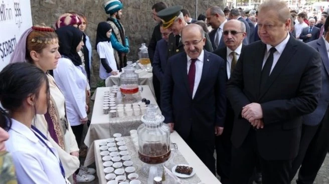 Trabzon?un fethi `tarih` tartışmalarıyla kutlandı