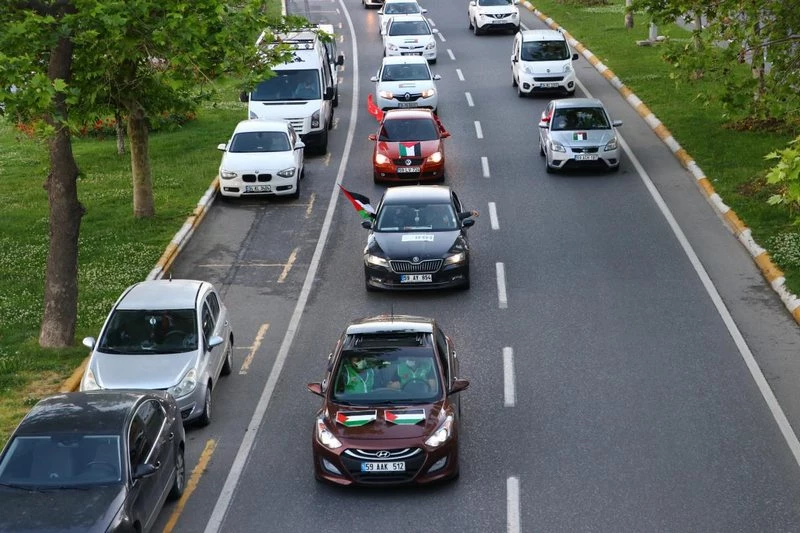Trakya`da İsrail`in Filistinlilere saldırıları konvoy oluşturularak protesto edildi