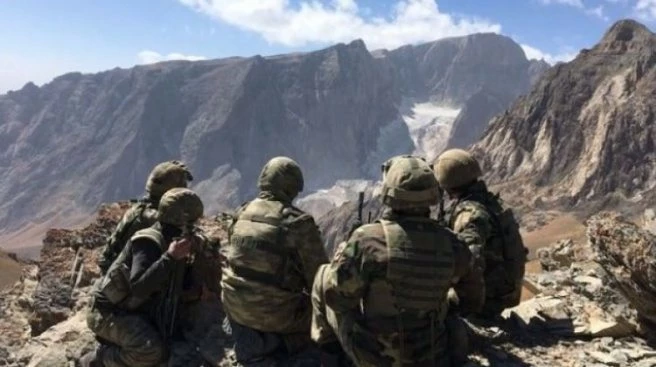 TSK`DAN AÇIKLAMA: 2`Sİ ÜST DÜZEY 20 PKK`LI...