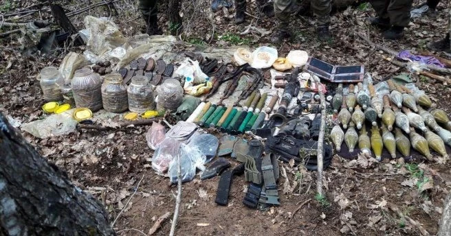 Tunceli`de PKK`nın silah deposu bulundu