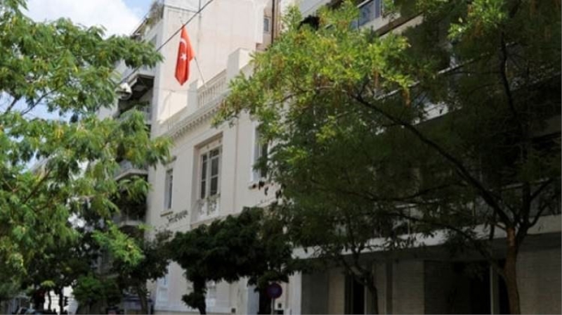 Türkiye kaçan ateşelerin iadesini istedi