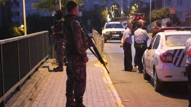 Tuzla?da Polise Silahlı Saldırı 1 Polis Ağır Yaralı