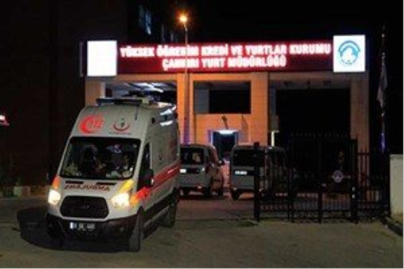 Üniversite yurdunda asansör düştü