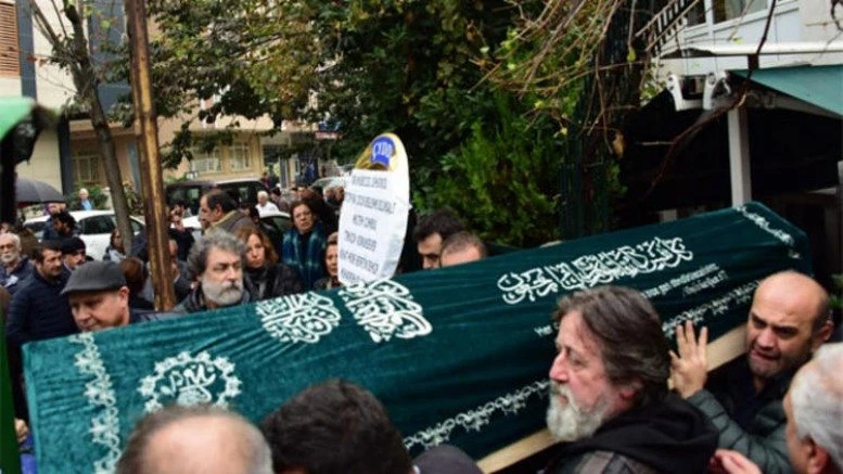 ÜNLÜ OYUNCU SON YOLULUĞUNA UĞURLANDI