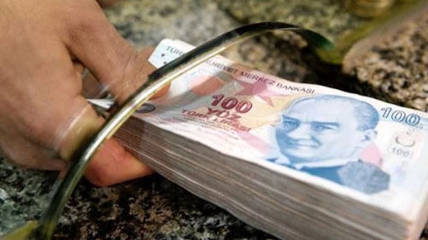 Üreticilerin kredi borçları 1 yıl ertelendi