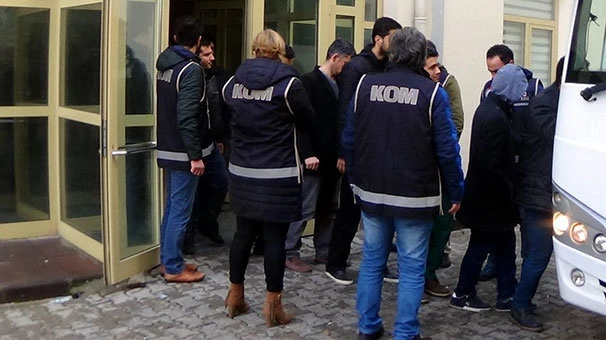 Uşak merkezli 8 ilde FETÖ?nün ablalarına operasyon