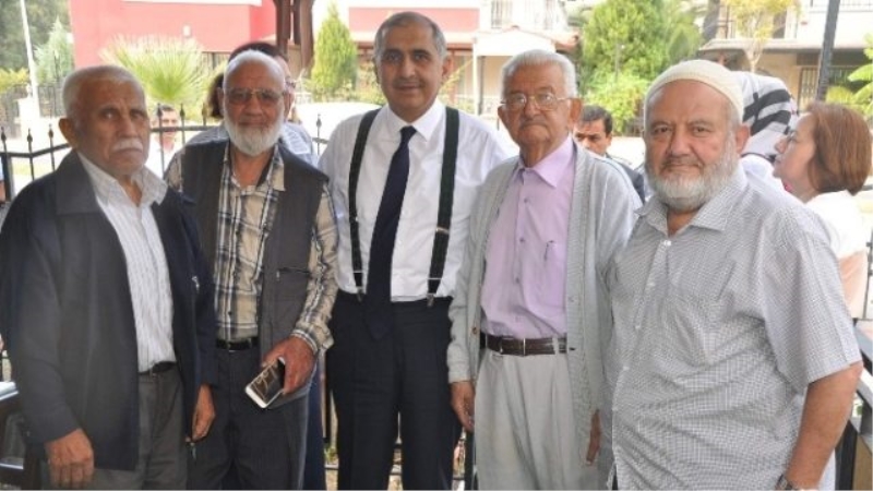 Vali Koçak, Gündüz Yaşlı Yaşam Evini Ziyaret Etti