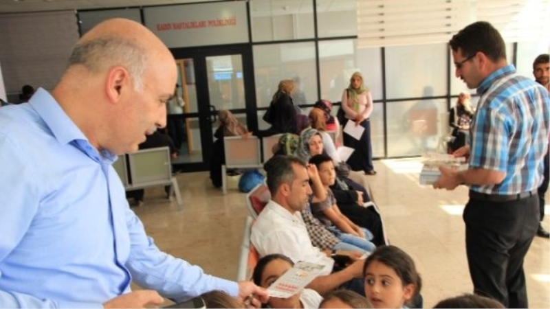 Van Sağlık Müdürlüğü`nden Afiş ve Broşür Çalışması