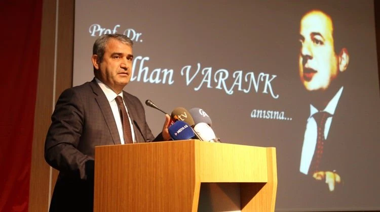 Varank, öğretmenler gününde anıldı