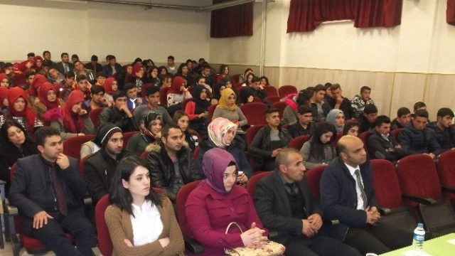 Varto`da Kariyer ve Eğitim Planlama Semineri