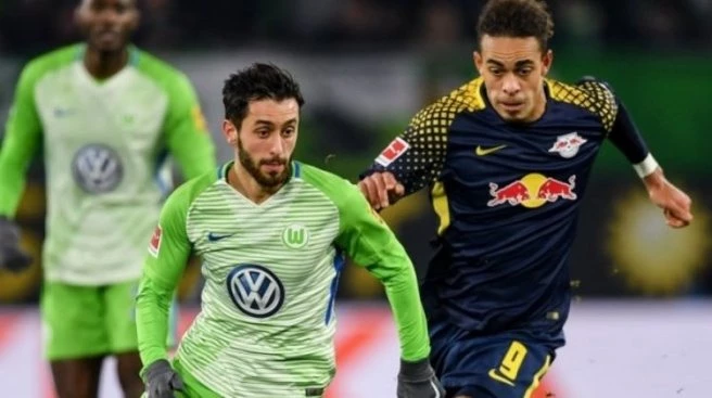 WOLFSBURG`UN EVİNDE BİLEĞİ BÜKÜLMÜYOR