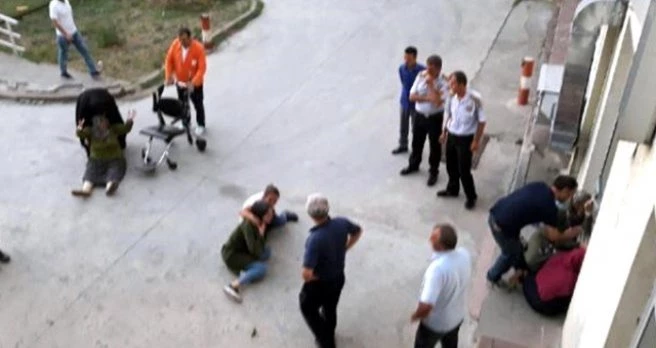 Yalova?da Çim Biçme Makinesine Benzin Koyan Genç, Yanarak Öldü
