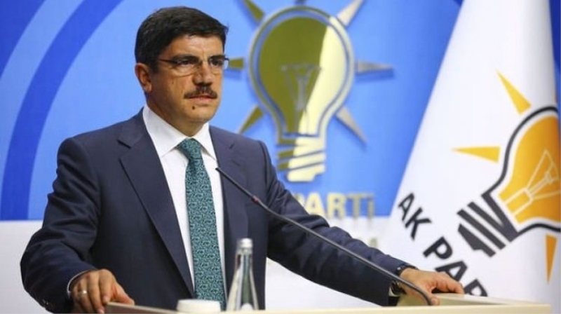 Yasin Aktay'dan AK Parti'de 'revizyon' açıklaması