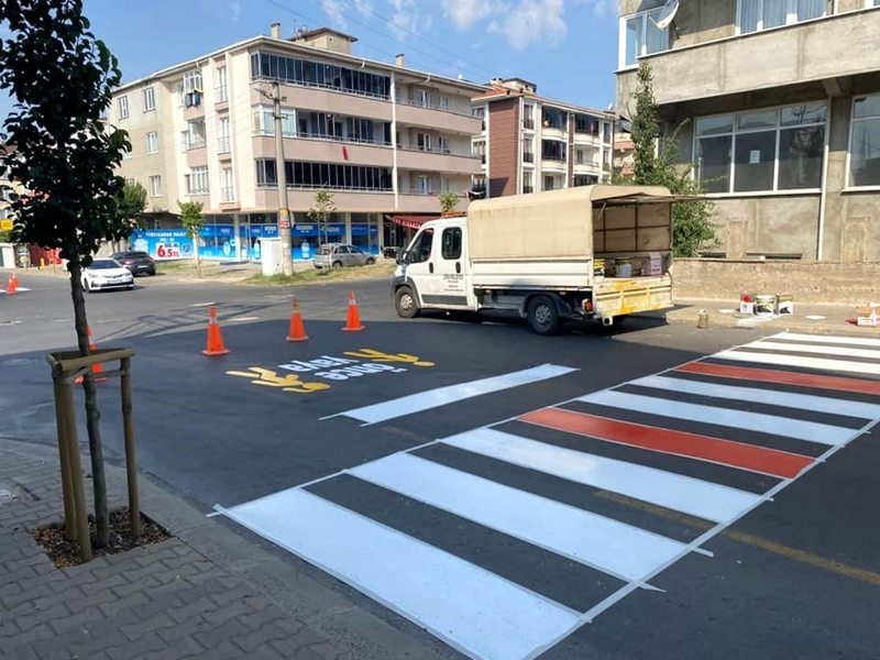 Yaşlı adam öldü yaya geçidi çizildi