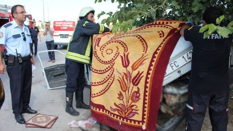 Yolcu otobüsü ile otomobil çarpıştı