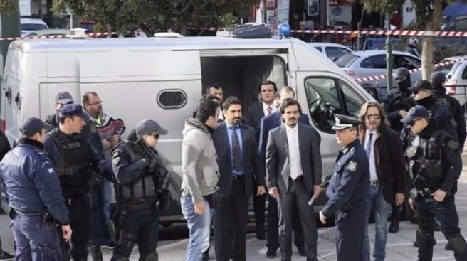 Yunanistan darbecileri niye koruyor