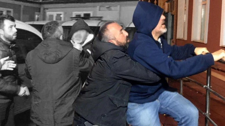 ZONGULDAK`DA HAREKETLİ SAATLER